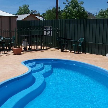 Green Gables Motel Dubbo Exterior foto