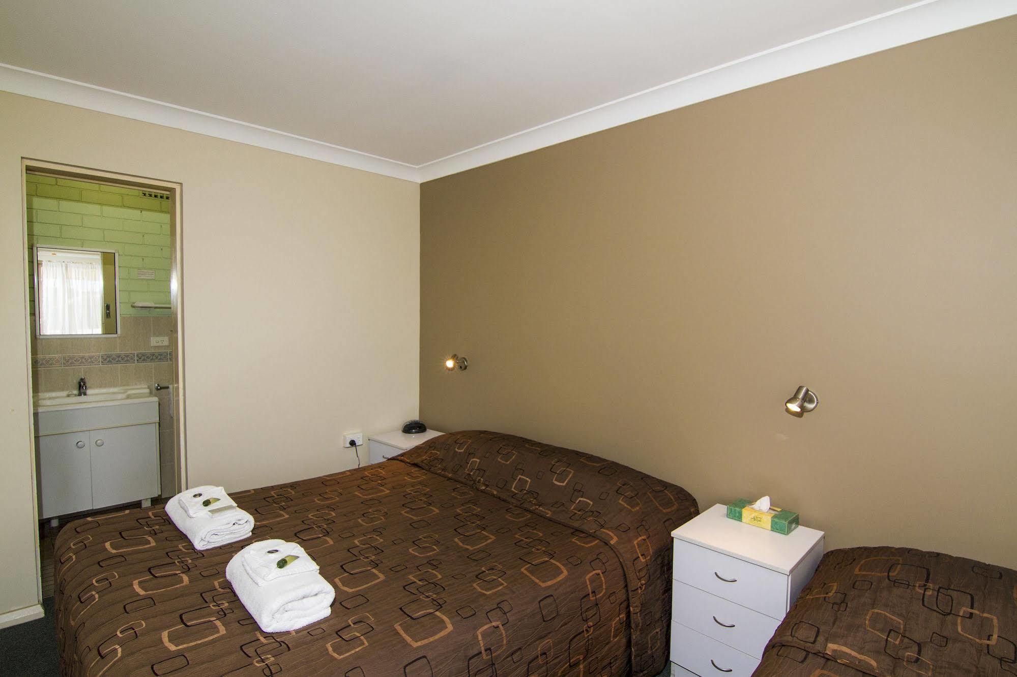 Green Gables Motel Dubbo Exterior foto
